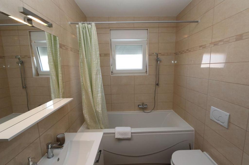 Guesthouse Medulin Kültér fotó