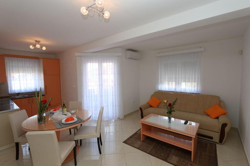 Guesthouse Medulin Kültér fotó