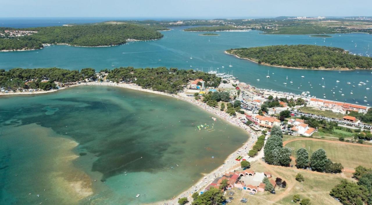 Guesthouse Medulin Kültér fotó